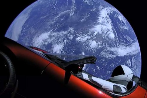 Telinetbloggen skriver om Tesla i verdensrommet